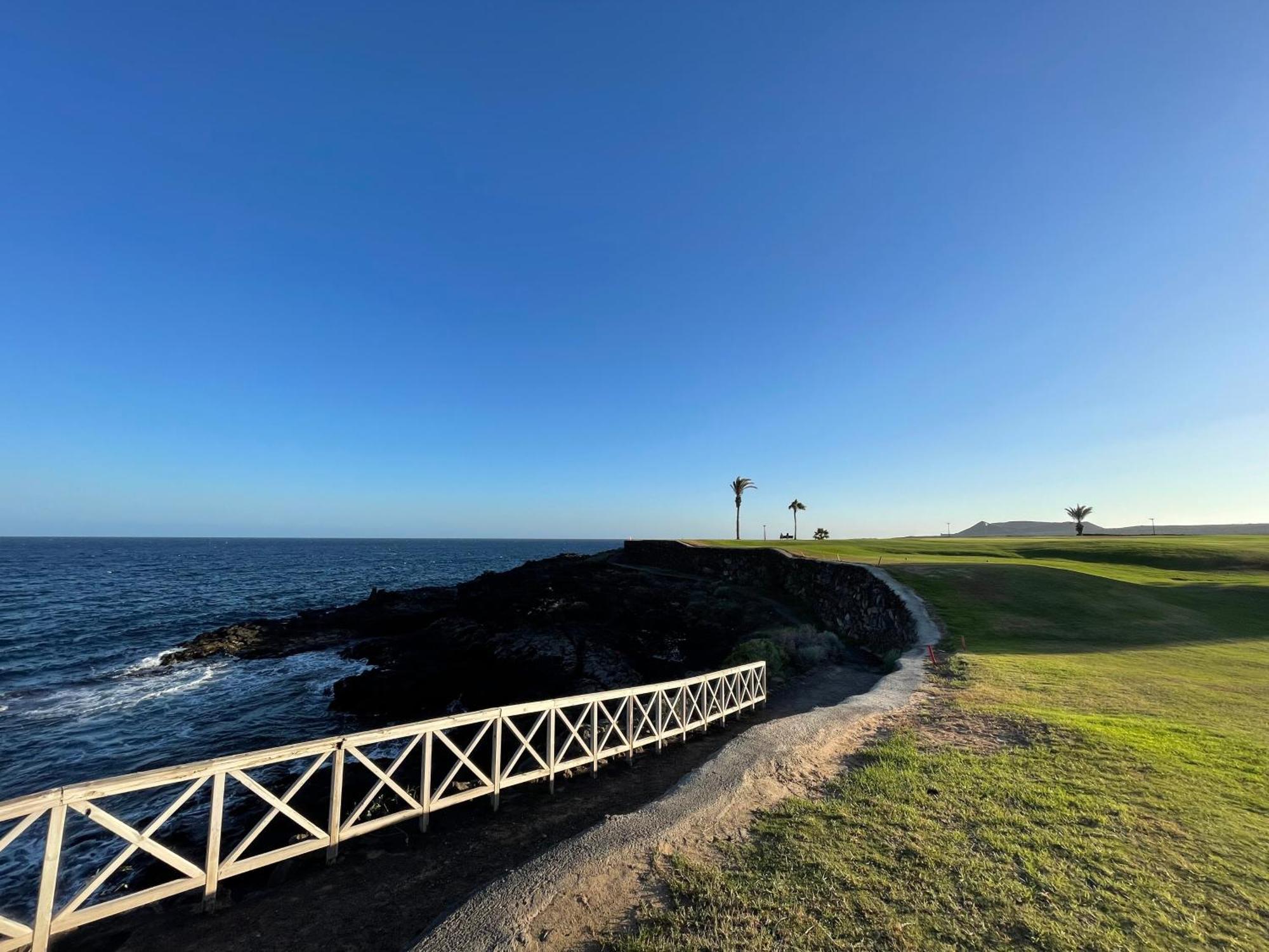 Paraiso Albatros, Beautiful Complex ซานมิเกลเดียโบนา ภายนอก รูปภาพ